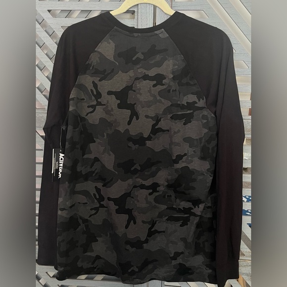 Men’s Call of Duty Elite Shatter Skull Black Ops Camo Long-sleeve Shirt - Picture 5 of 8